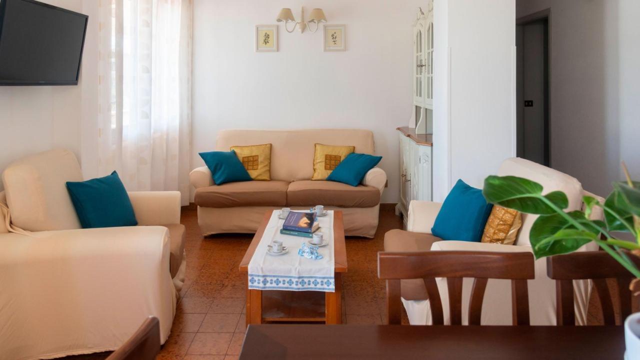Villa Al Mare - Cala Gonone دورغالي المظهر الخارجي الصورة