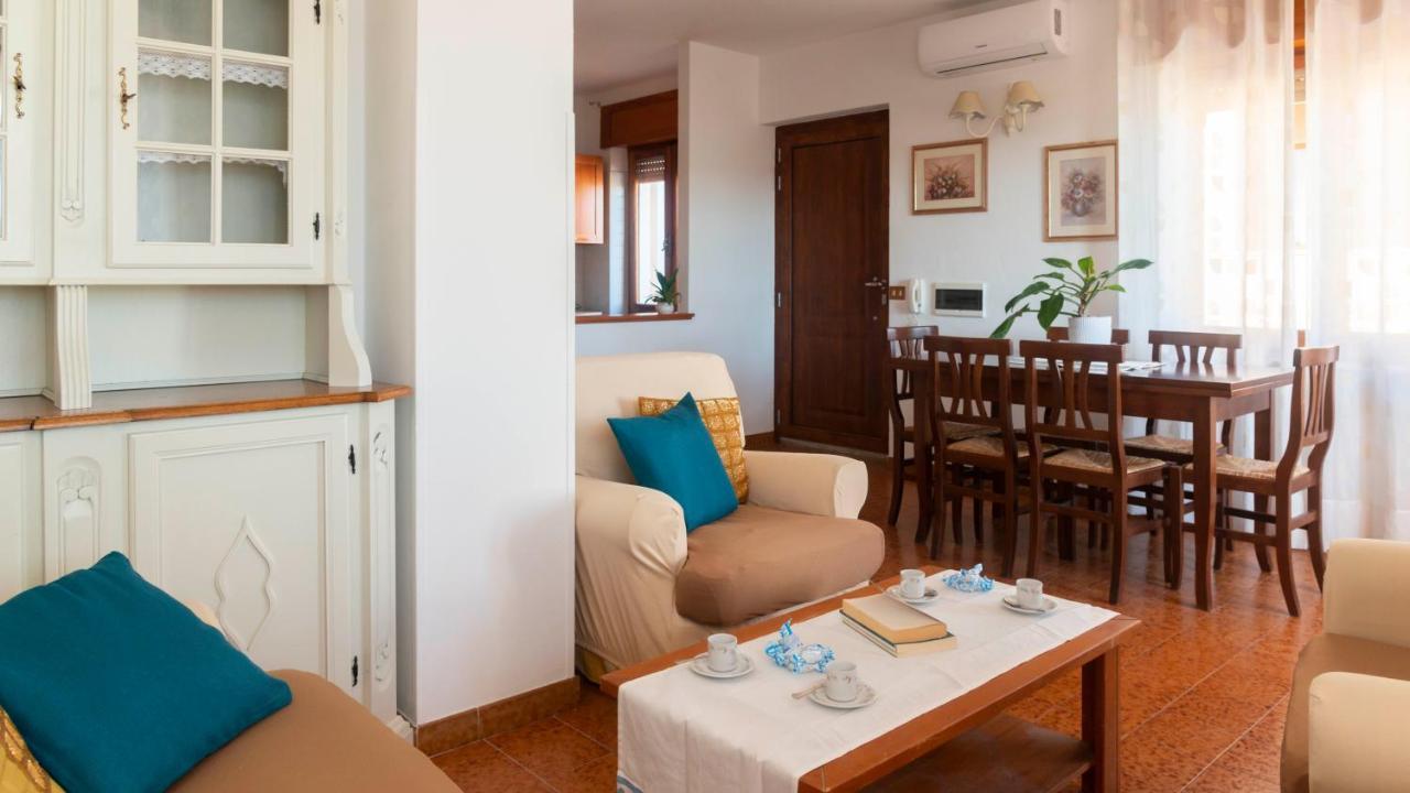 Villa Al Mare - Cala Gonone دورغالي المظهر الخارجي الصورة